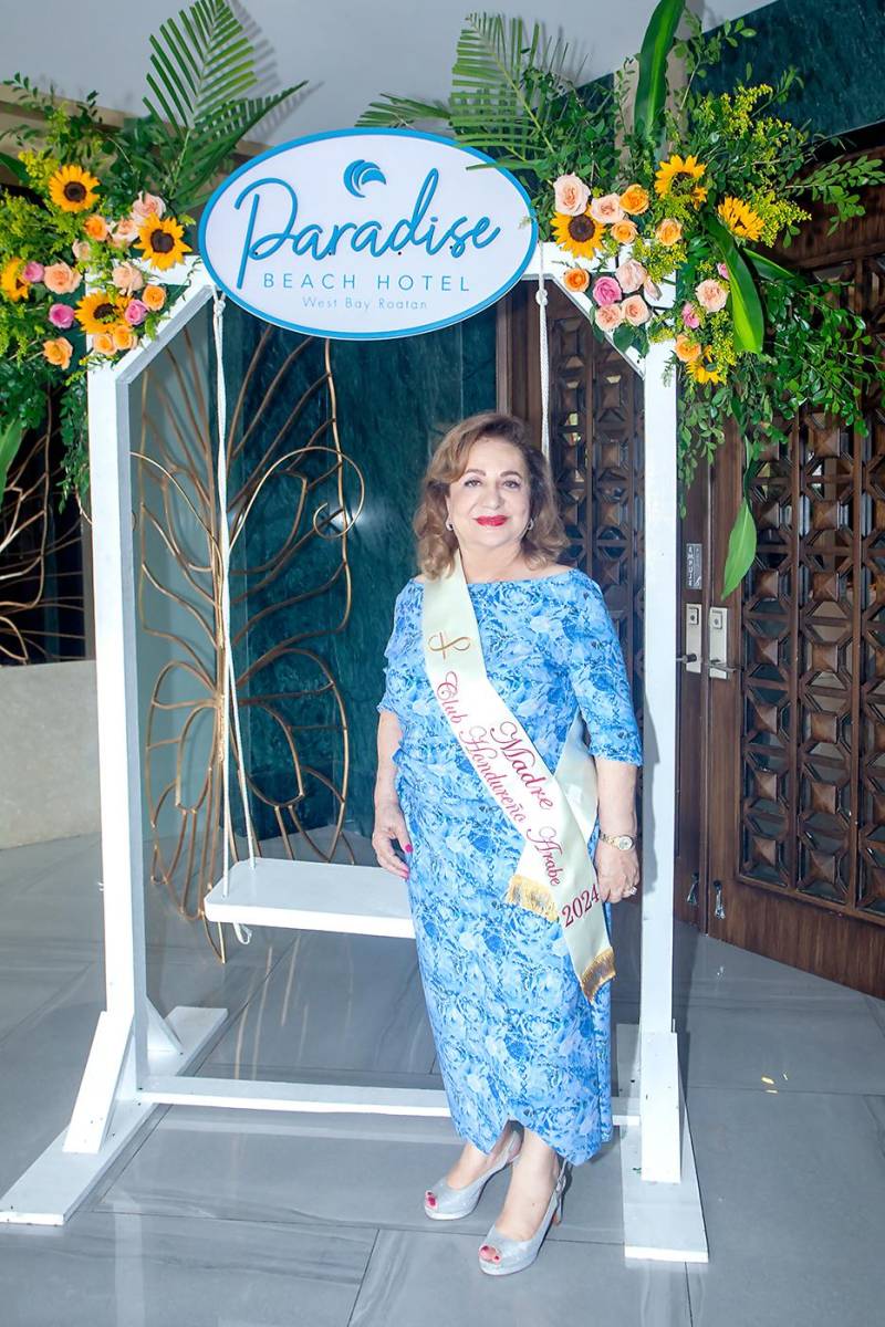 Suyapa Fuschich, madre del Club Hondureño Árabe, saliente.