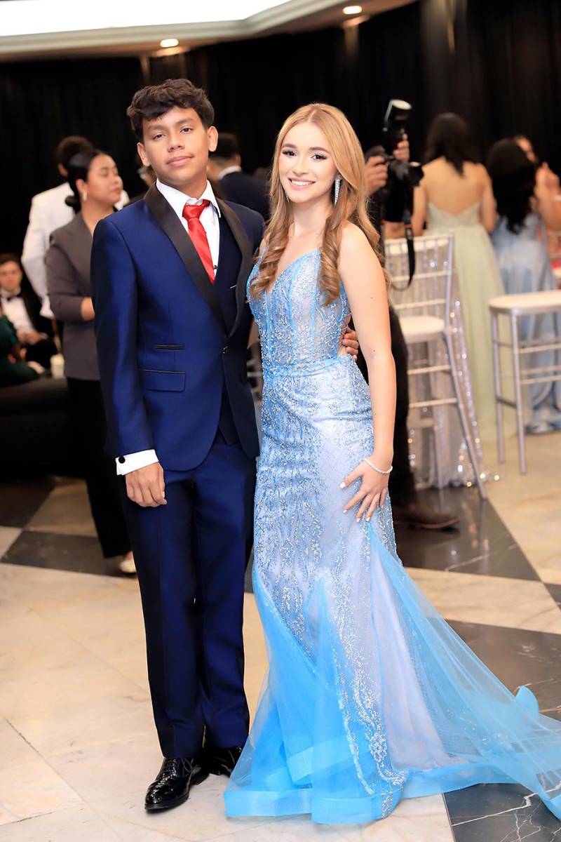Fiesta de la prom 2025 de Mayan School