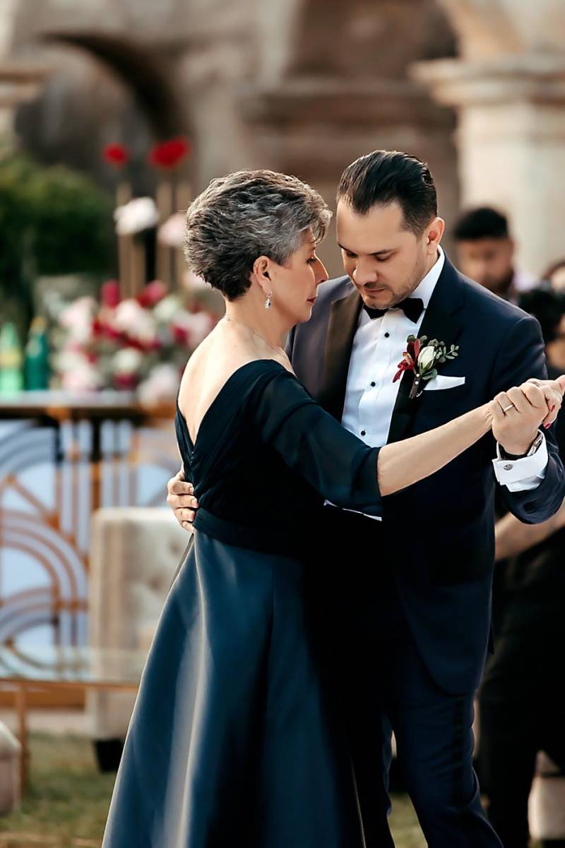 La boda de Maria Renee López y Juan Manuel Bran