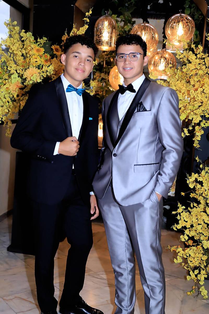 Fiesta de la prom 2025 de Mayan School