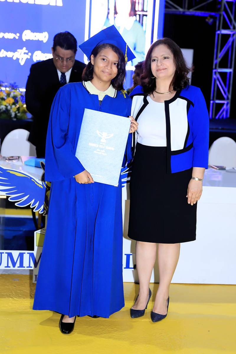 Ana Moncada.