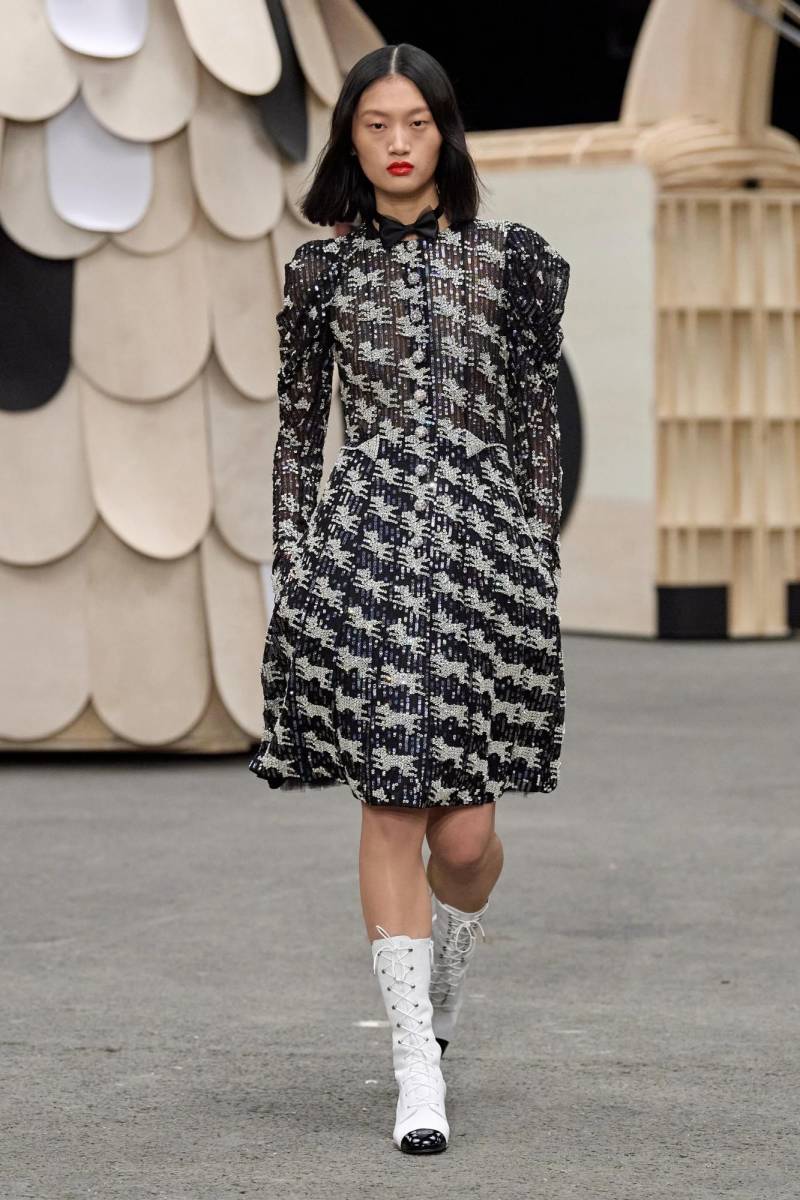 Chanel presenta colección Alta Costura Primavera 2023