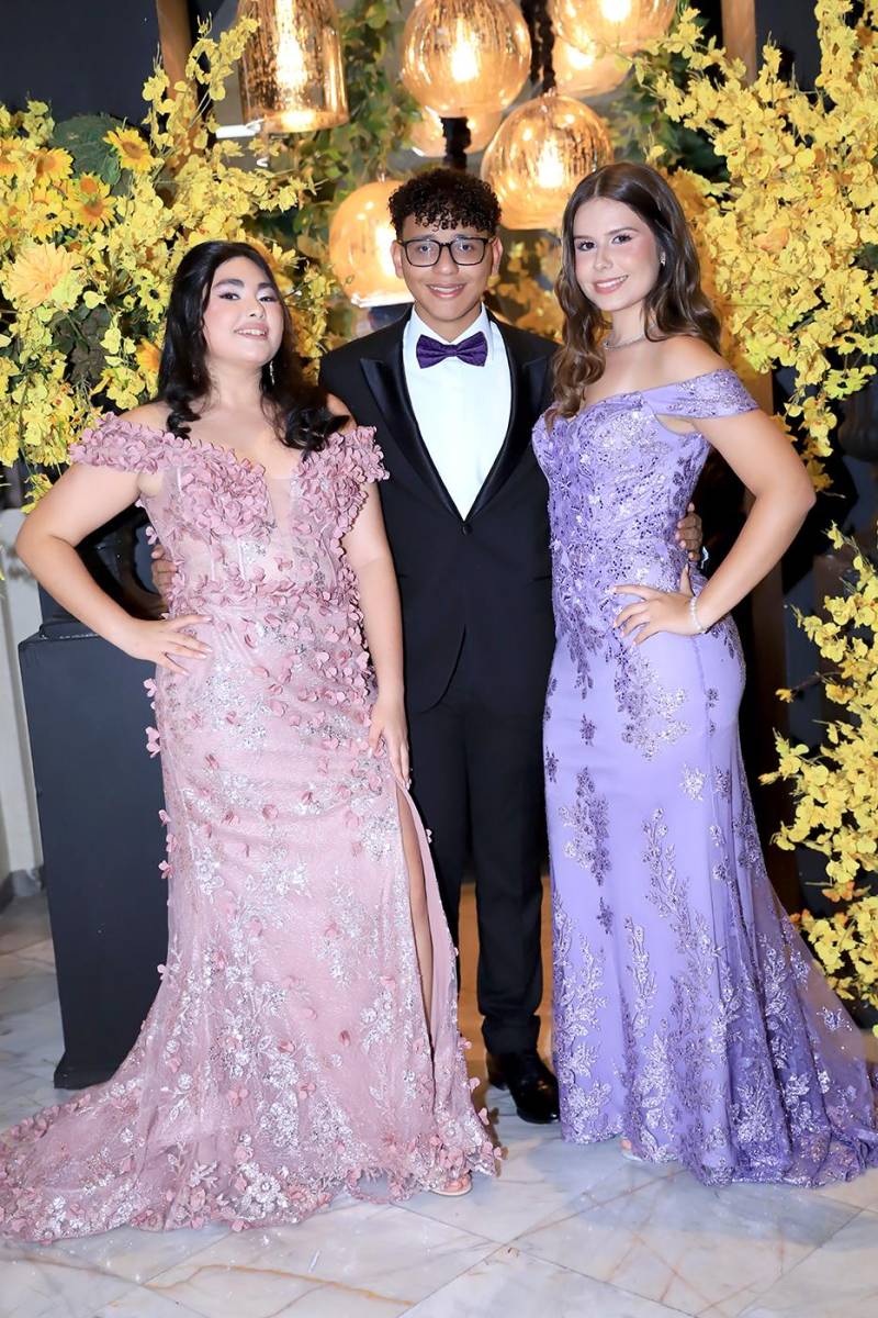 Fiesta de la prom 2025 de Mayan School