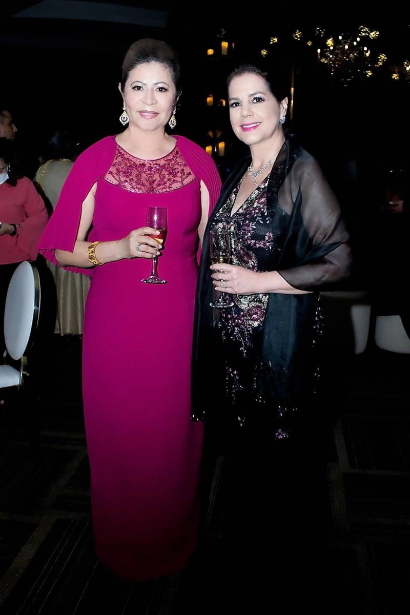 - Magda Hernández y Judith Vega.