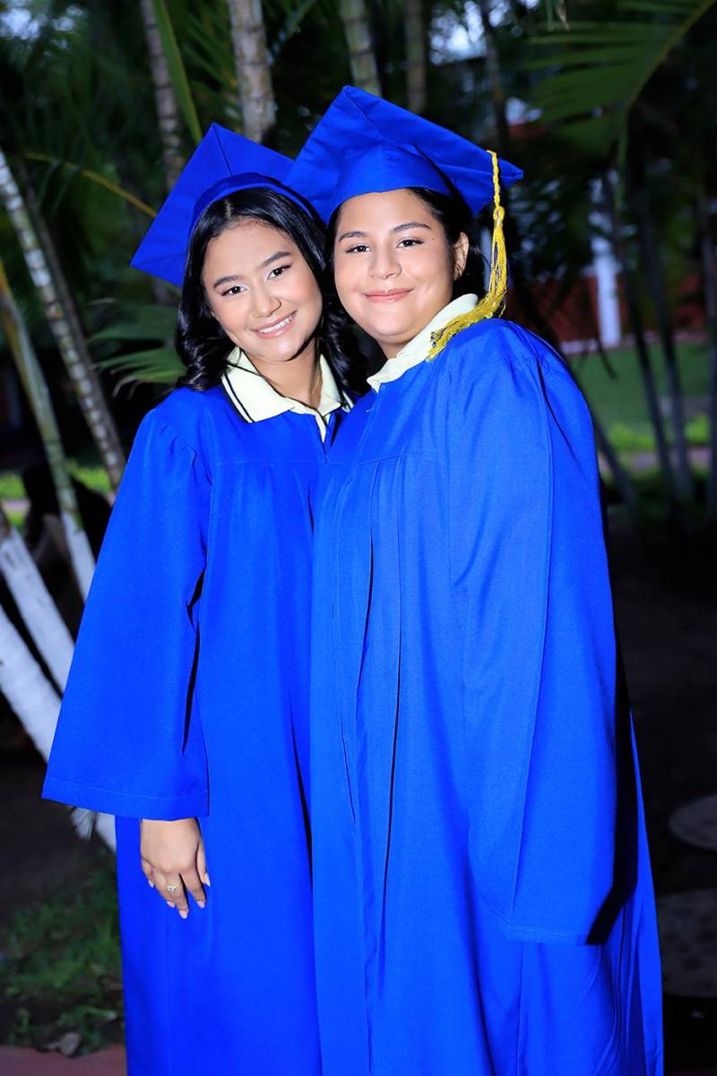 Nicolle Amador y Jimena Irías.