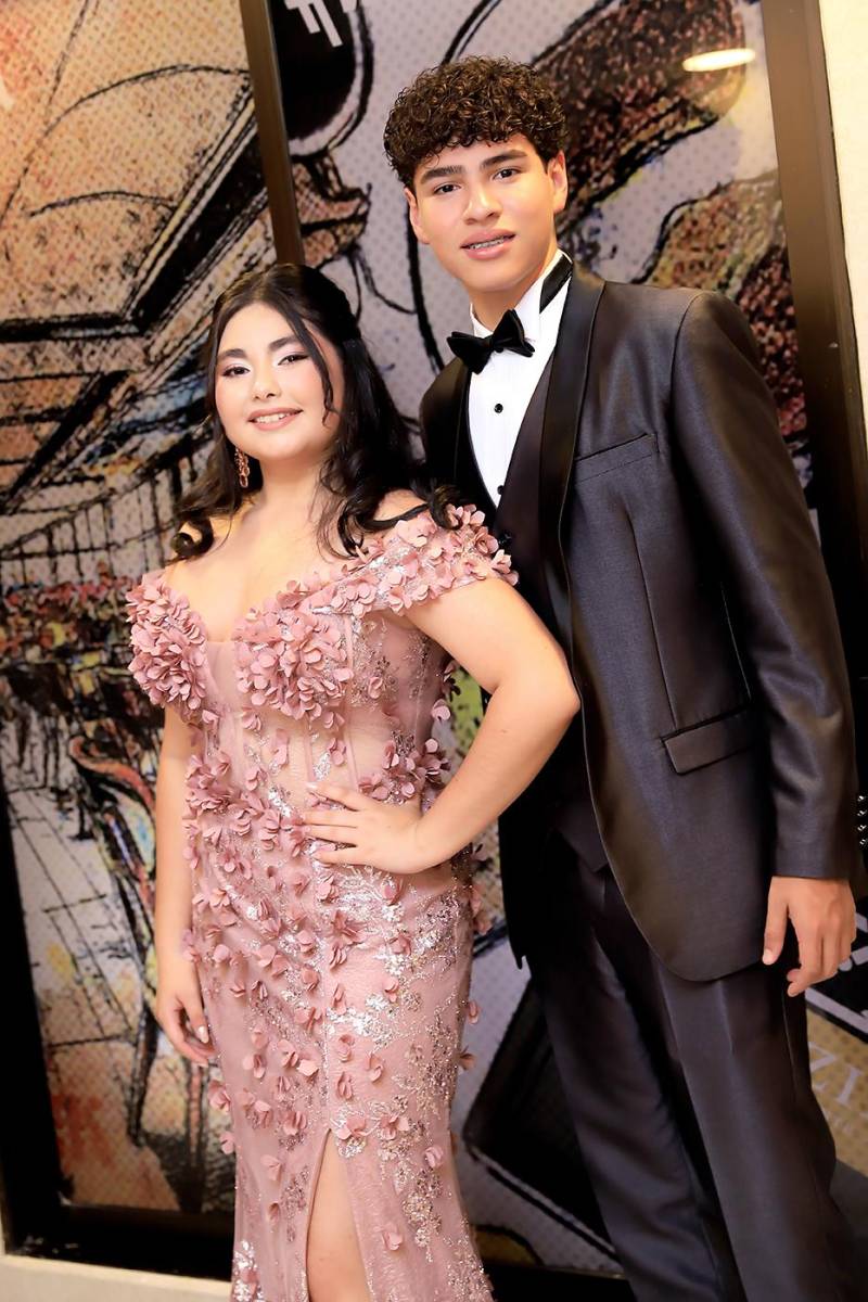 Fiesta de la prom 2025 de Mayan School