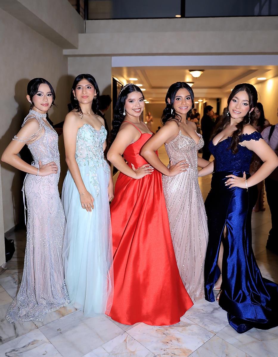 Fiesta de la prom 2025 de Mayan School