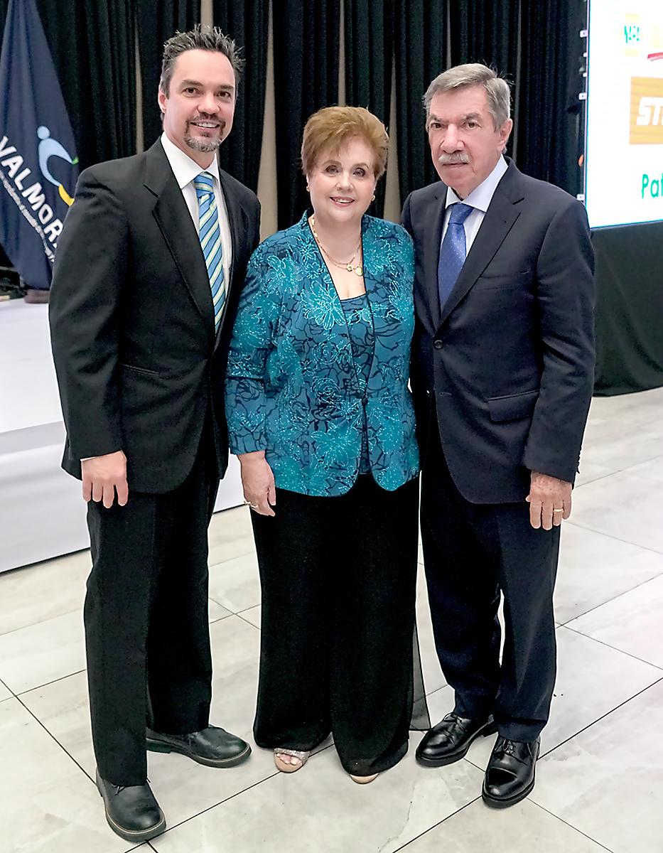 Jordi, Elvira y Francisco Roig