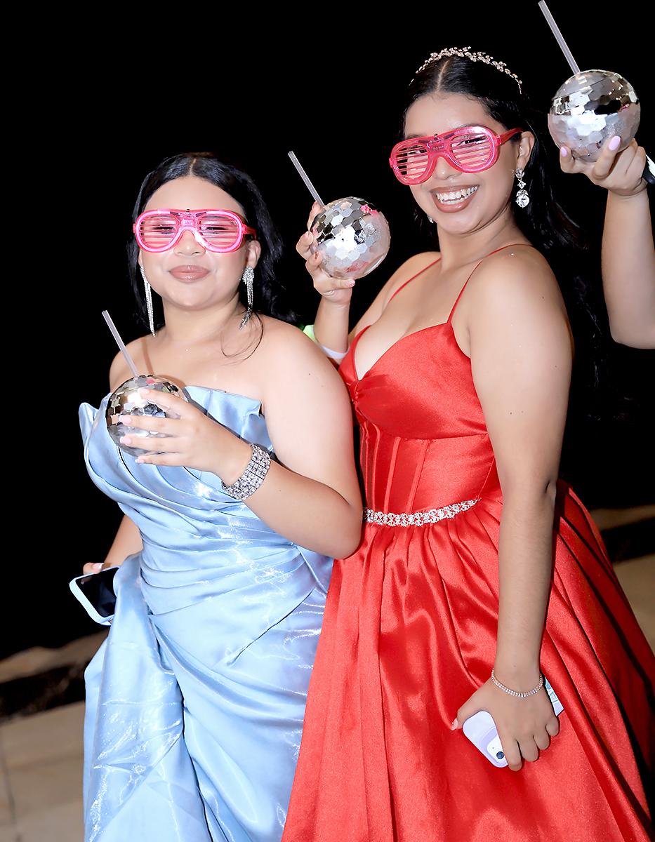 Fiesta de la prom 2025 de Mayan School