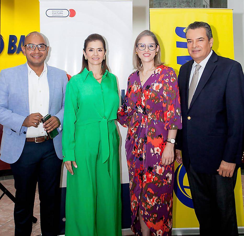 Cóctel inaugural de “Mi Ciudad de Los Zorzales“ by Banpaís Cóctel inaugural de “Mi Ciudad de Los Zorzales“ by Banpaís