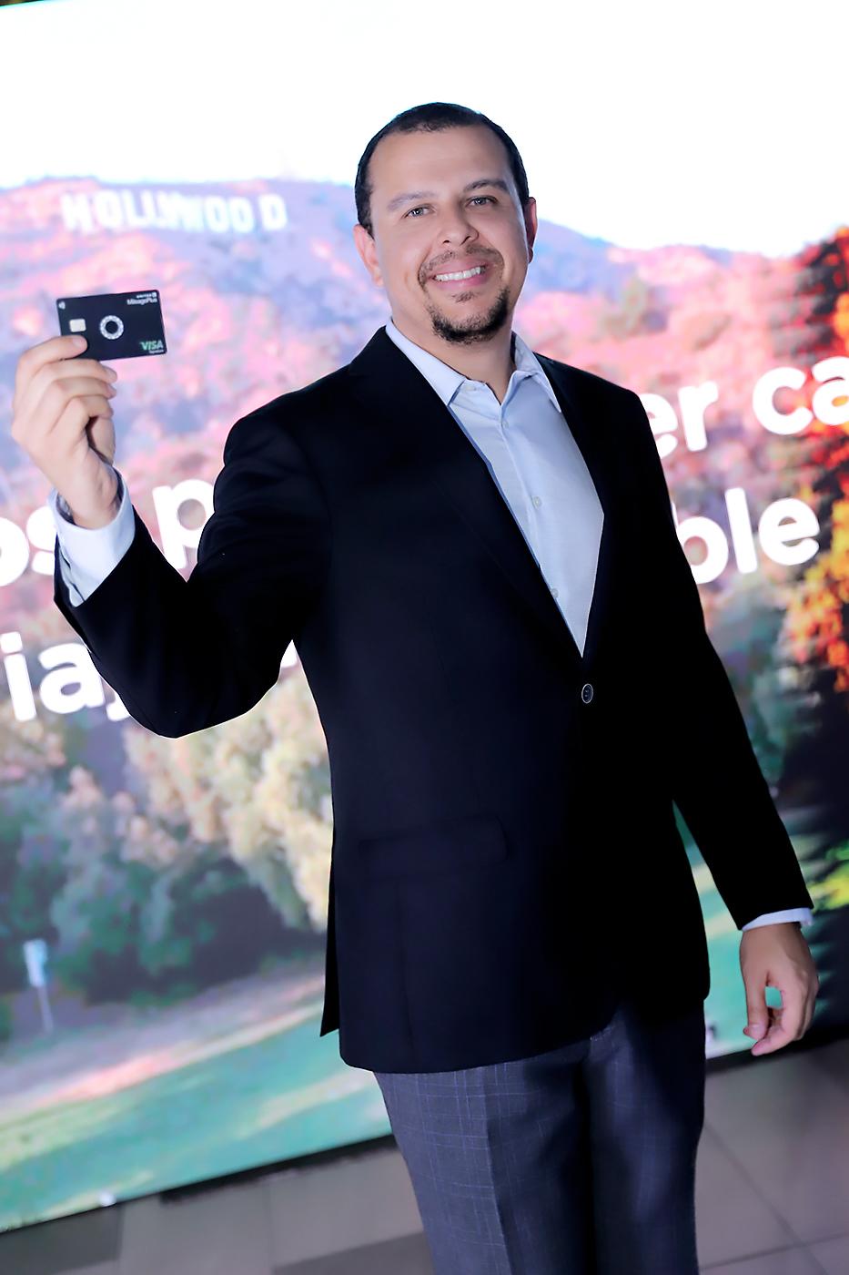 Banco CUSCATLAN y United Airlines lanzan la nueva Tarjeta de Crédito United CUSCATLAN Visa Banco CUSCATLAN y United Airlines lanzan la nueva Tarjeta de Crédito United CUSCATLAN Visa