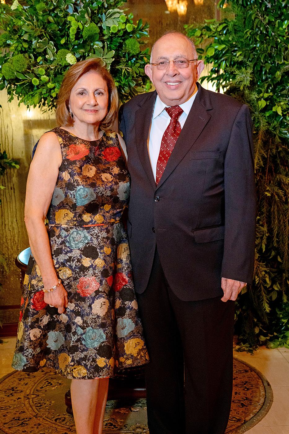 Fuad Handal celebra sus 80 años con una noche inolvidable Fuad Handal celebra sus 80 años con una noche inolvidable
