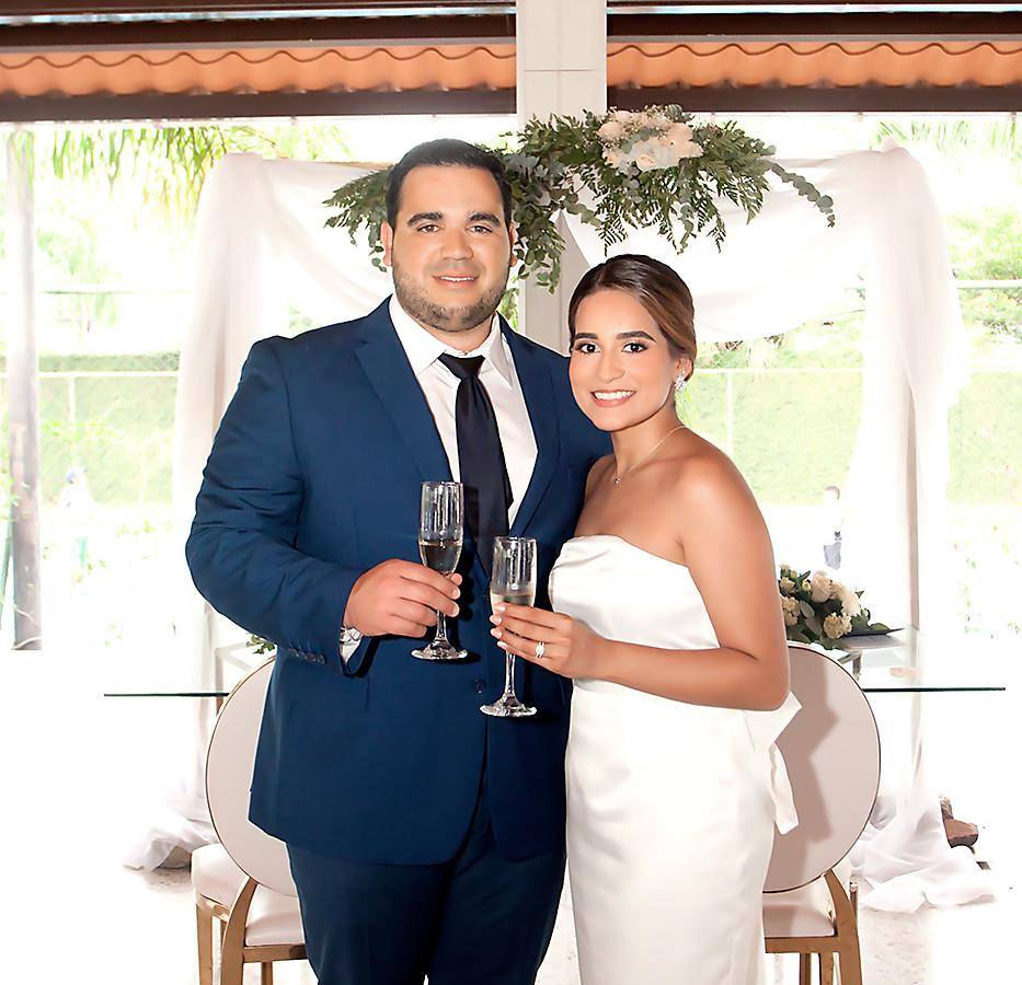 Boda civil Carlos El Bascha y Delmy Martínez Boda civil Carlos El Bascha y Delmy Martínez