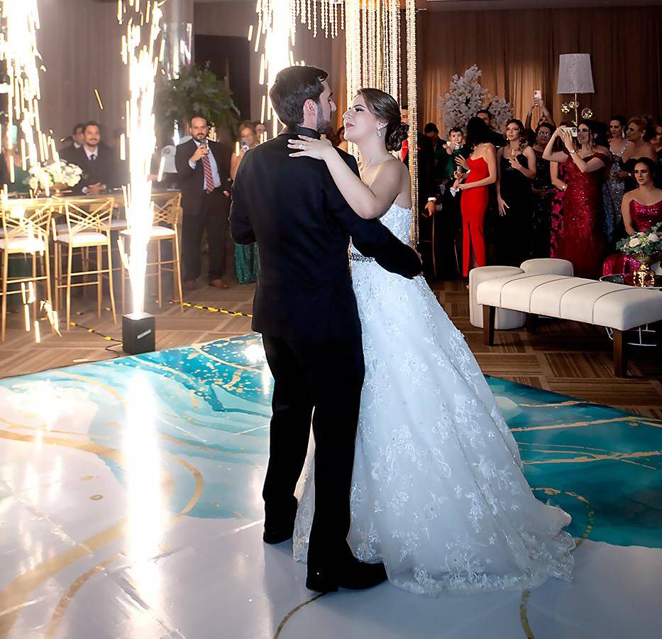 La boda Miguel Canahuati y Nicole Almassou La boda Miguel Canahuati y Nicole Almassou