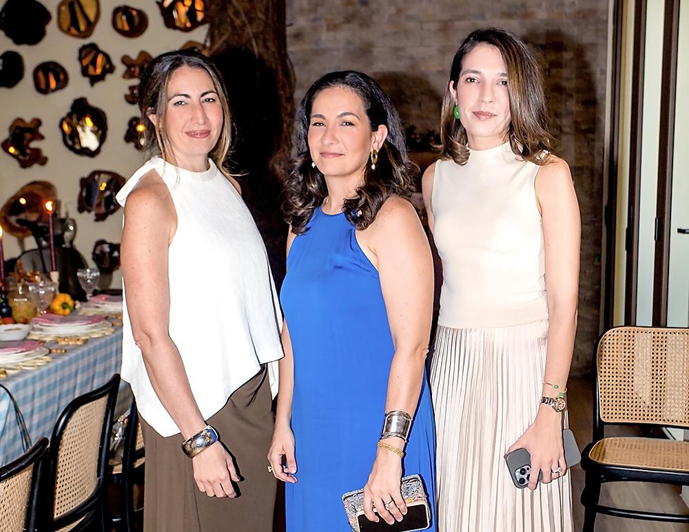 Mariana Reyes, Paulina Sacasa y Elisa Rishmawy.