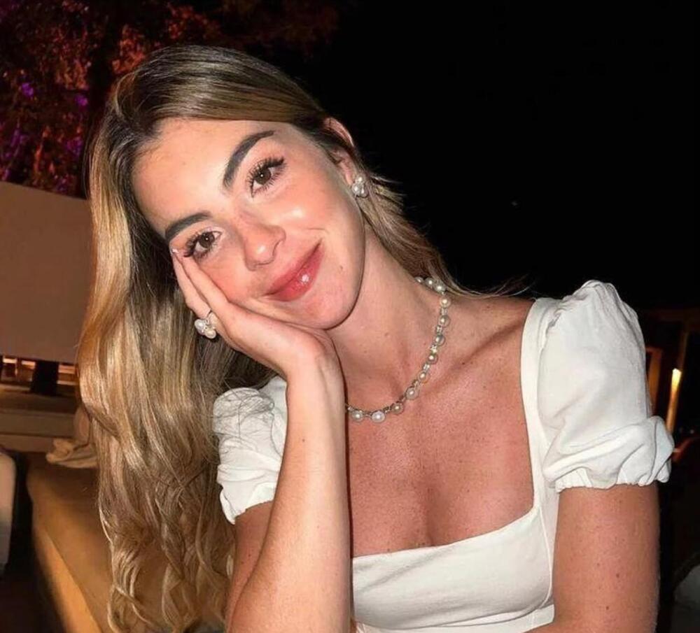 Susana Gómez nació en Medellín, actualmente tiene 29 años y es arquitecta. 