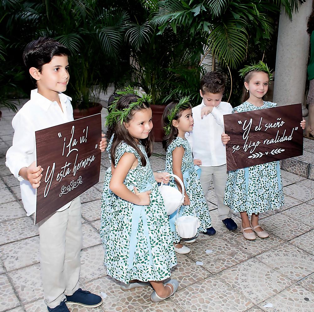 Juan Miguel Canahuati, Olivia Casco, Mario Miguel y Sofía Canahuati