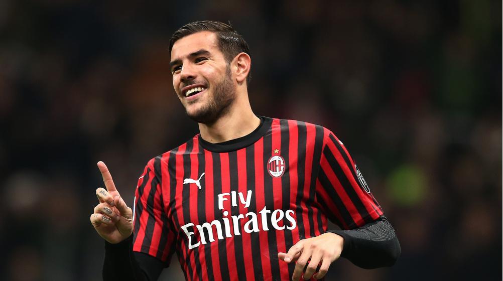Théo Hernandez es un futbolista que juega como defensa en el A. C. Milan de la Serie A y la selección de Francia. El jugador de 26 años cautiva con su físico imponente y su presencia dominante en el terreno de juego.