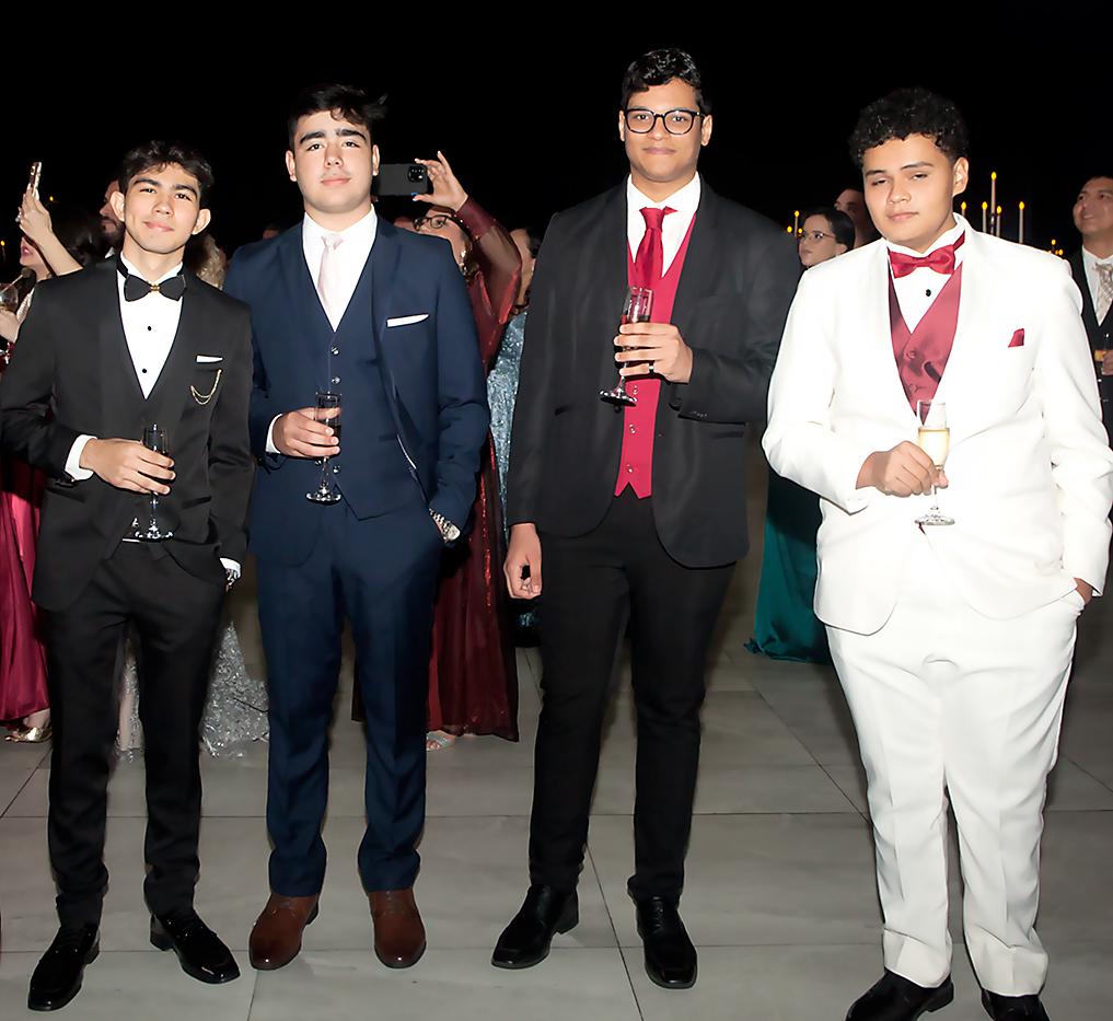 David Enamorado, Manuel Jerezano, Christopher Rajkumar y Henry Escalante.