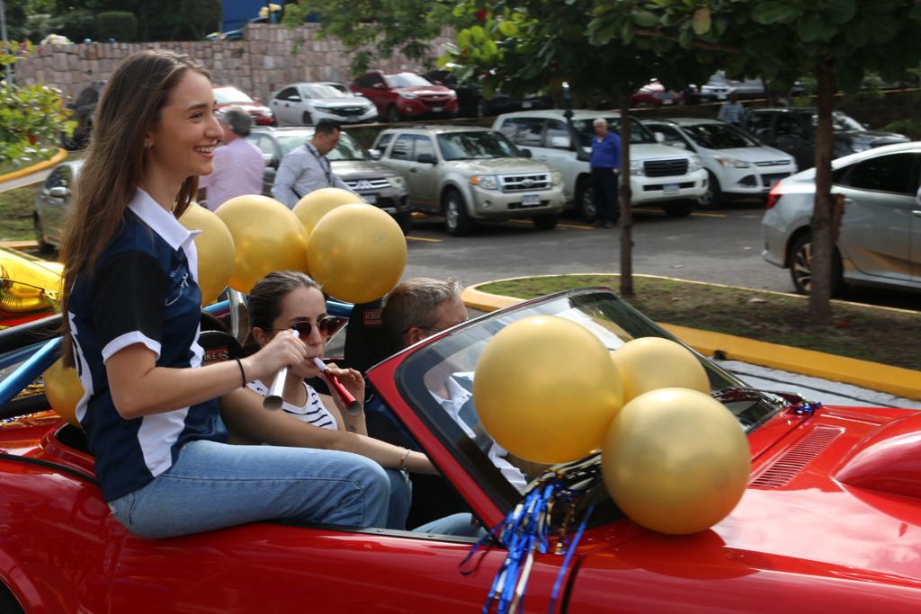 Senior Entrance de Discovery School 2024