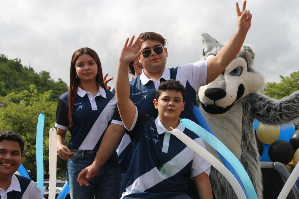 Waleska Mejía, David Barahona y Sofía Valladares.