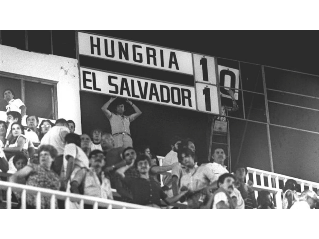 Goleada históricaEn el mundial de España 82, la selección de Hungría no tuvo piedad ante El Salvador, propinándole una goleada de 10-1, el resultado más abultado en la historia de los mundiales.