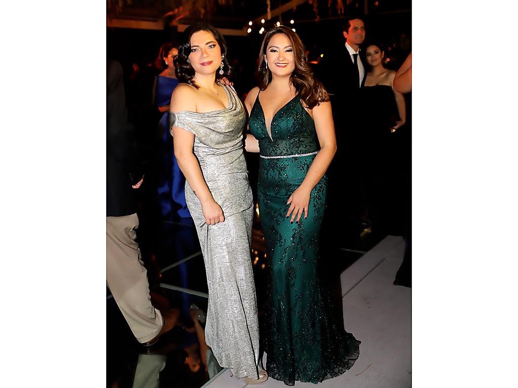 Dulce Montoya y Jocelin García 