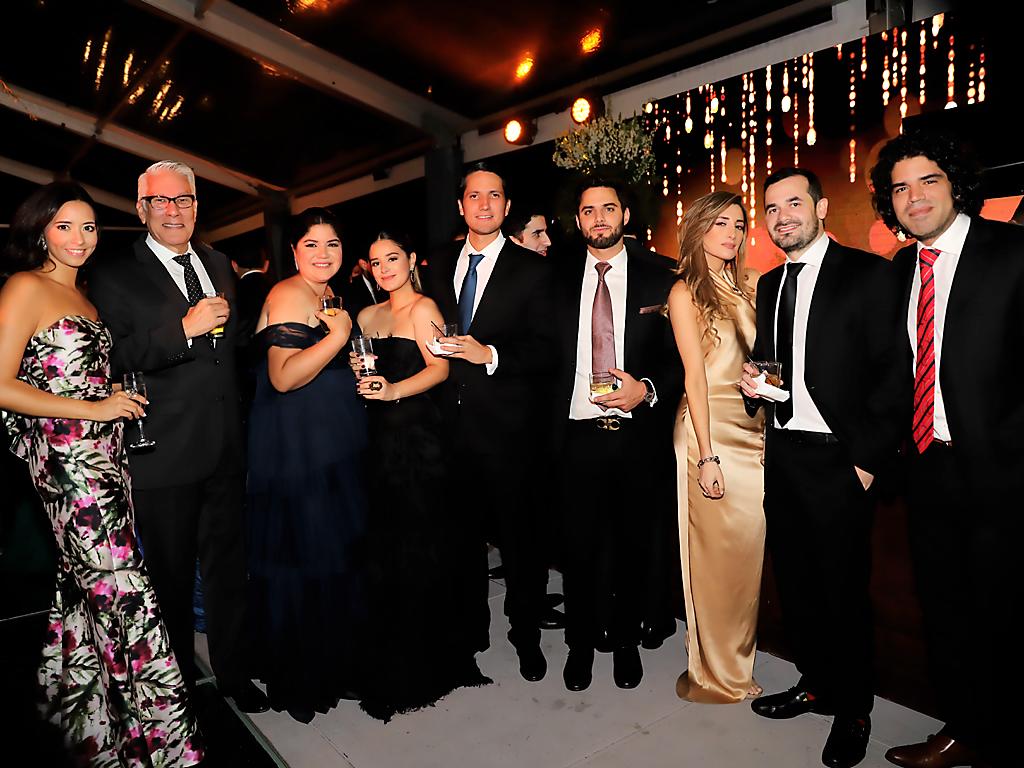 Pamie Marinakys, Carlos Midence, Alejandra Fiallos, Nicole Deras, Alberto Midence, Alejandro Canahuati, Vivian Atala, Yankel Rosenthal y Jorge Castillo