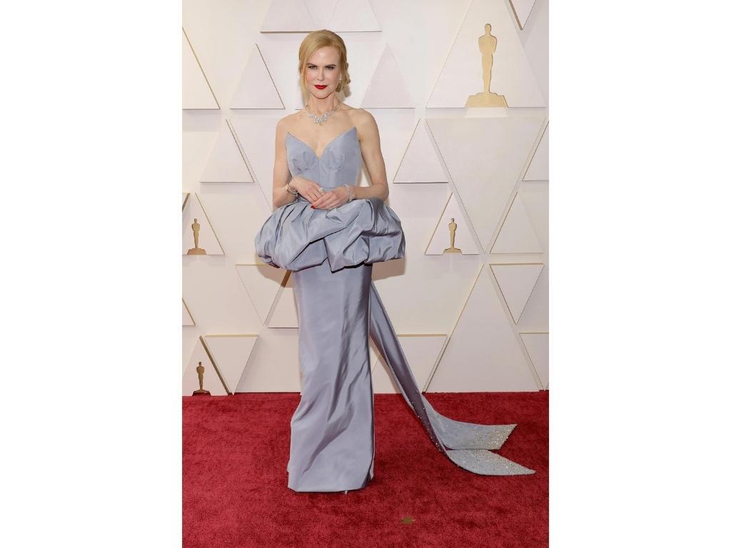 Nicole Kidman wearing Armani Privé
