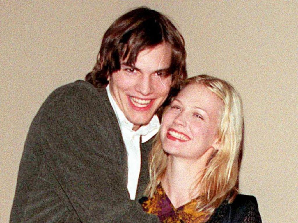 Ashton Kutcher y January Jones. 