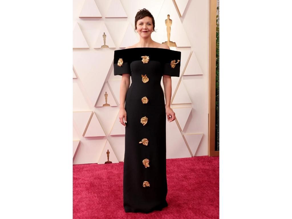 Maggie Gyllenhaal in Schiaparelli