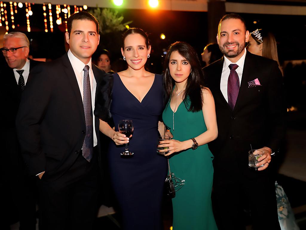 Simón y Marisol Kafie con Luis Felipe y Sofia Kunkar