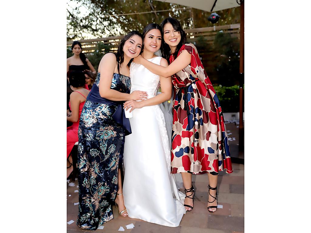 Eugenia Alvarenga, Daniela Rivera y Rosario Alvarenga