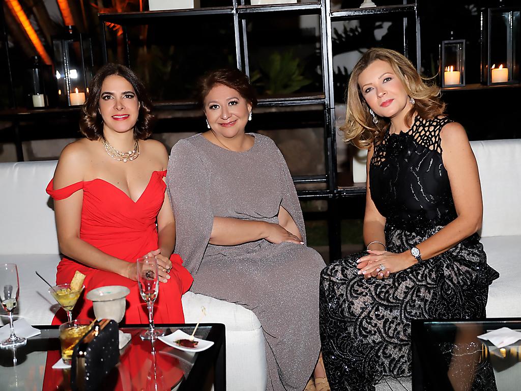 Patricia Rivera, Hortensia Chahín y Brenda Rodríguez 