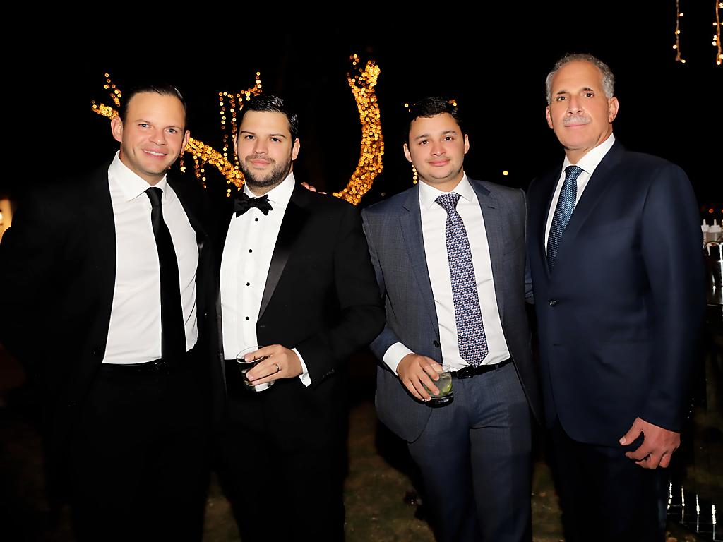 Cristian y Gabriel Castillo, Alejandro Zablah y Tito Asfura 