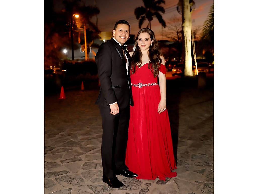 Mario y Gabriela Acosta