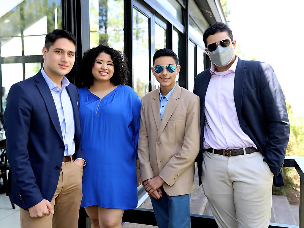 Erlis Banegas, Catalina Yushan, Mauricio Valerio y Daniel Velásquez