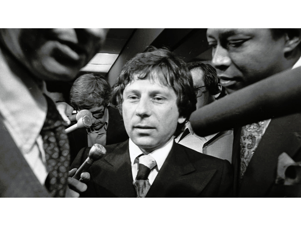 Run, Polanski, runEl director Roman Polanski había ganado el Óscar por su película El Pianista en 2002, pero no asistió a la ceremonia ya que huyó de los Estados Unidos tras haber salido culpable de abuso sexual.