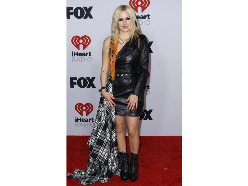 Avril Lavigne.
