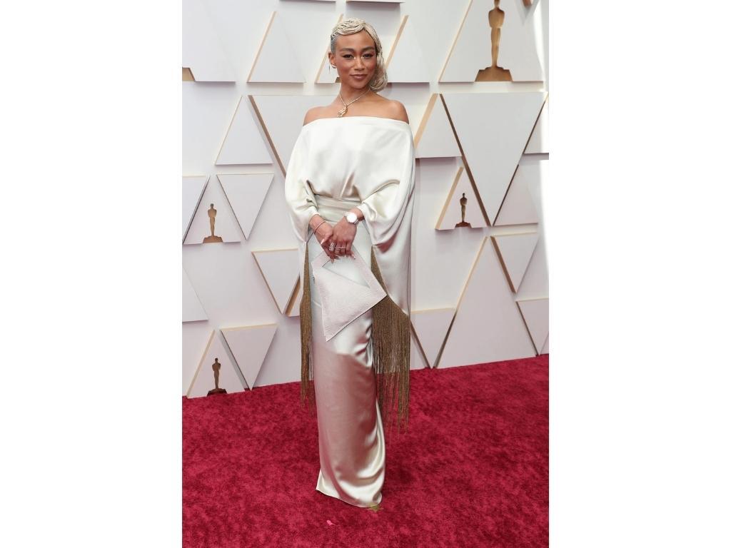 Tati Gabrielle vistiendo Hellessy