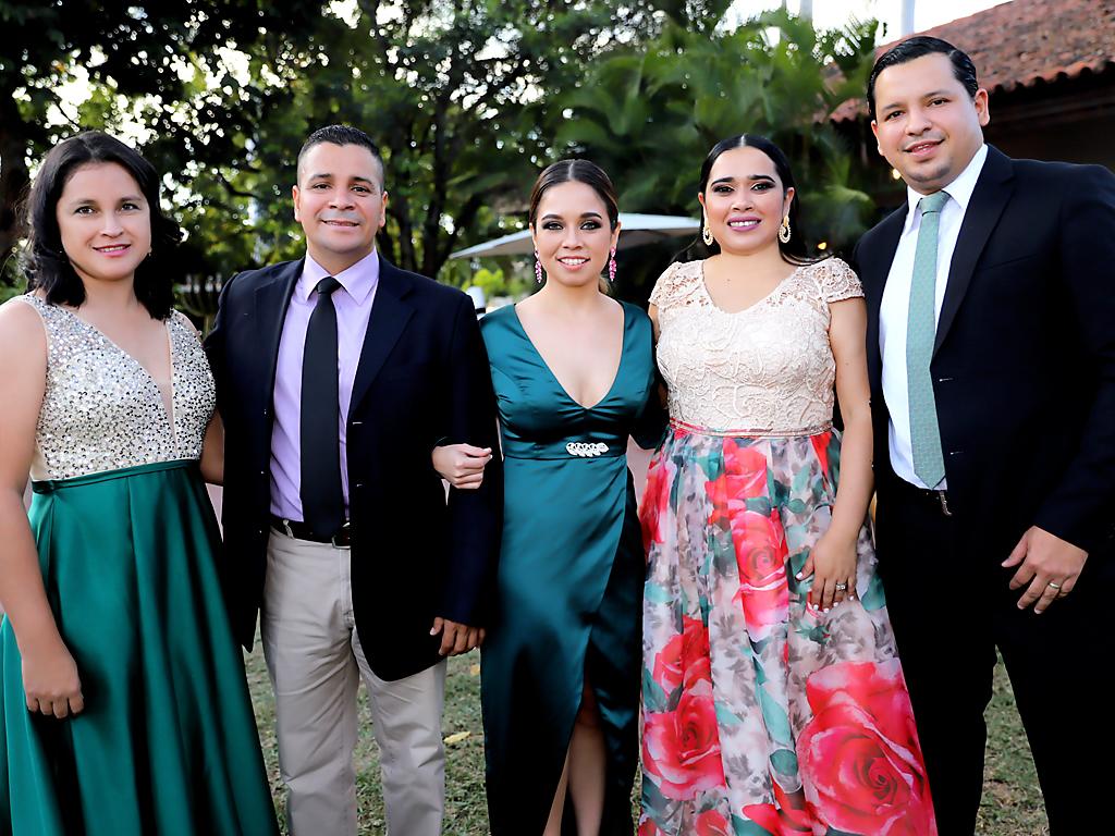 Alicia y Lessther Hernández, Ana Ochoa y Gloria y Saúl García
