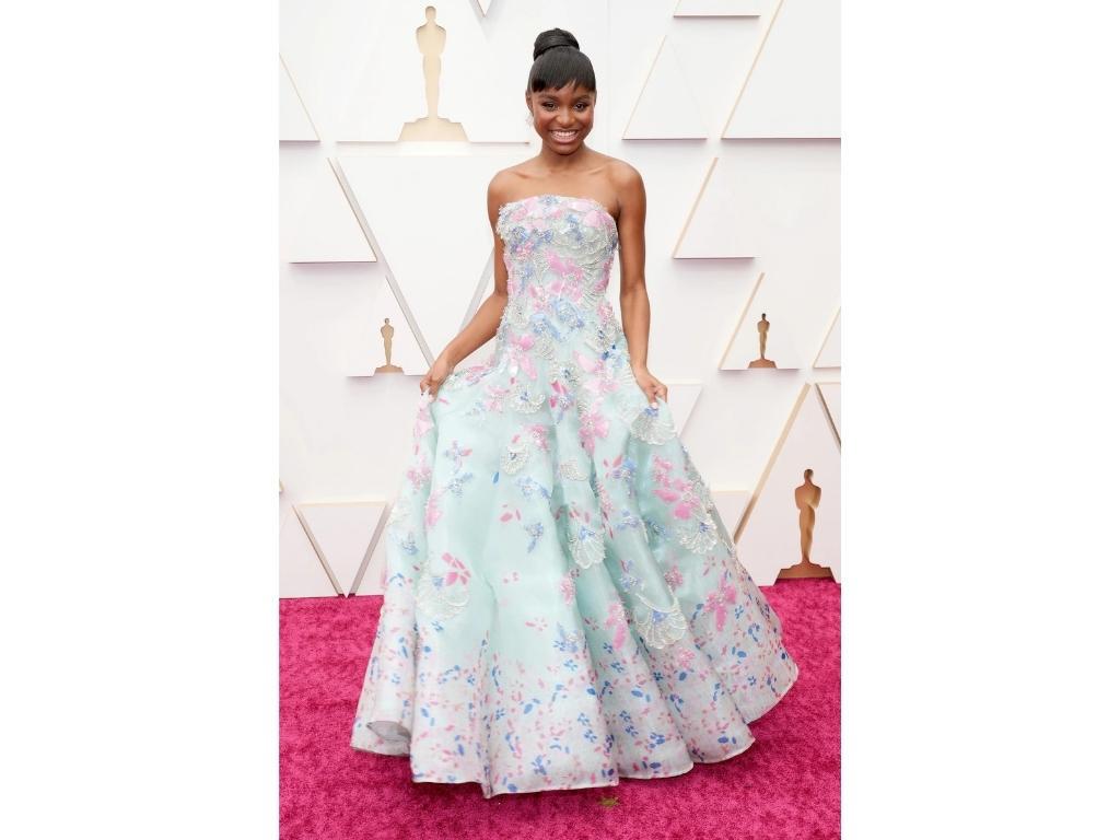 Saniyya Sidney vistiendo Armani Privé