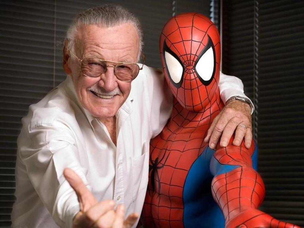 Los primeros superhéroes que Stan creó fueron Iron Man, Hulk, los X-Men y Spiderman. Sin embargo, a Martin Goodman no le gustó la idea del Hombre Araña, pues las arañas le parecían desagradables, pero después quedó convencido.