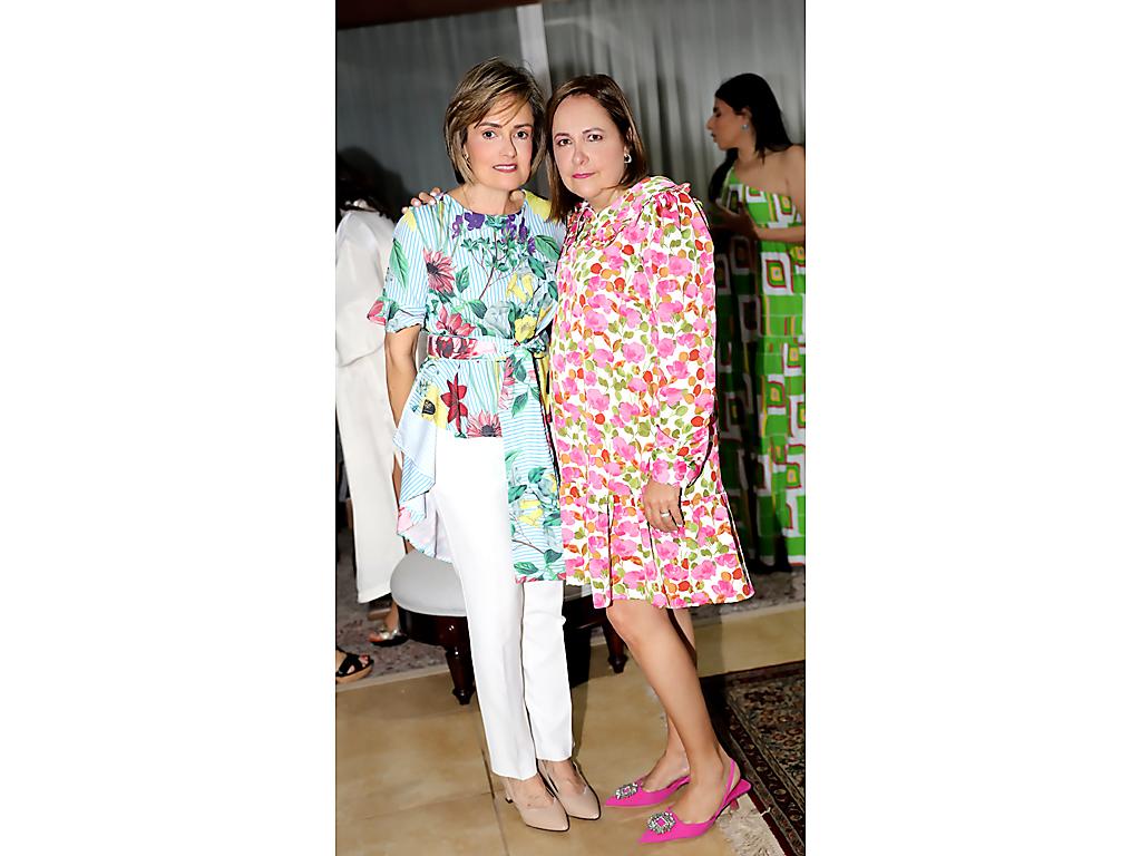 Mónica Mourra y Roxana Rivera