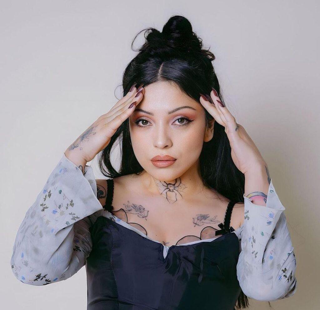 Mon LaferteLa cantante y compositora chilena hará su debut en Honduras, lista para cautivar a los hondureños con su voz y su esencia artística. Con su tour “Autopoética”, llegará a Tegucigalpa el jueves 25 de abril, para ofrecer un inolvidable espectáculo en el estadio Chochi Sosa. 