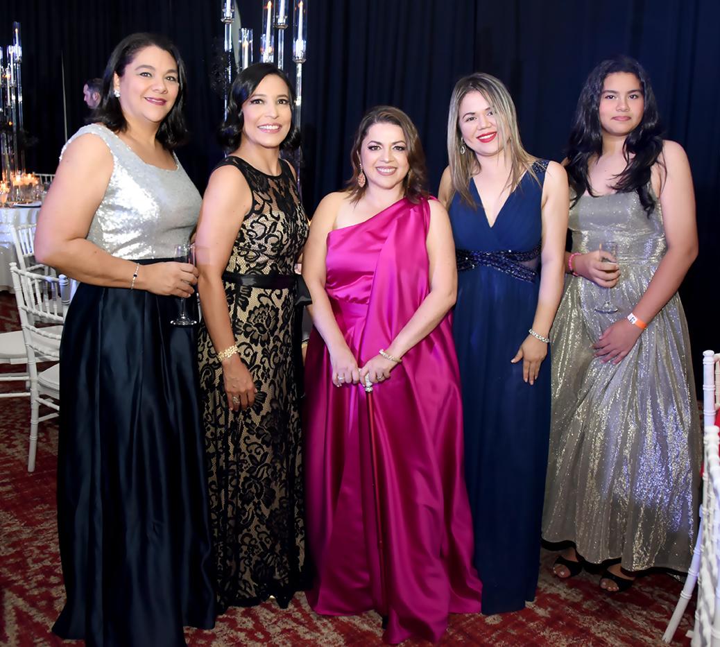 Prom night de los seniors 2023 de Discovery School
