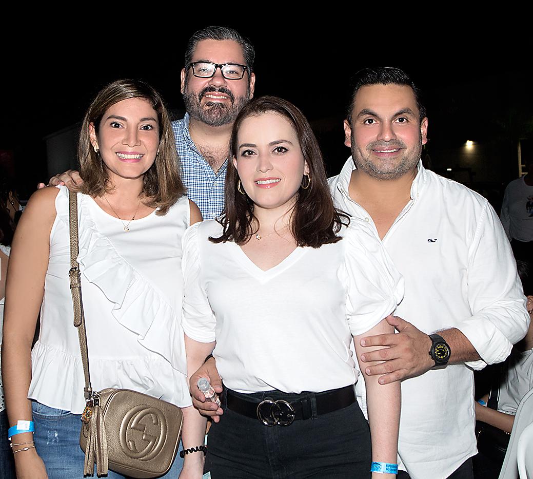 Margarita y Roque Pascua con Edgar y Patricia Matute.