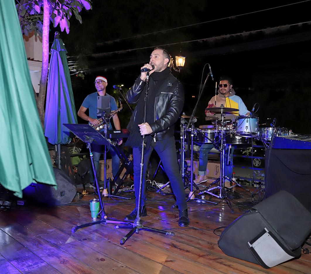 Apertura de Basílica Bistro en Plaza Lara