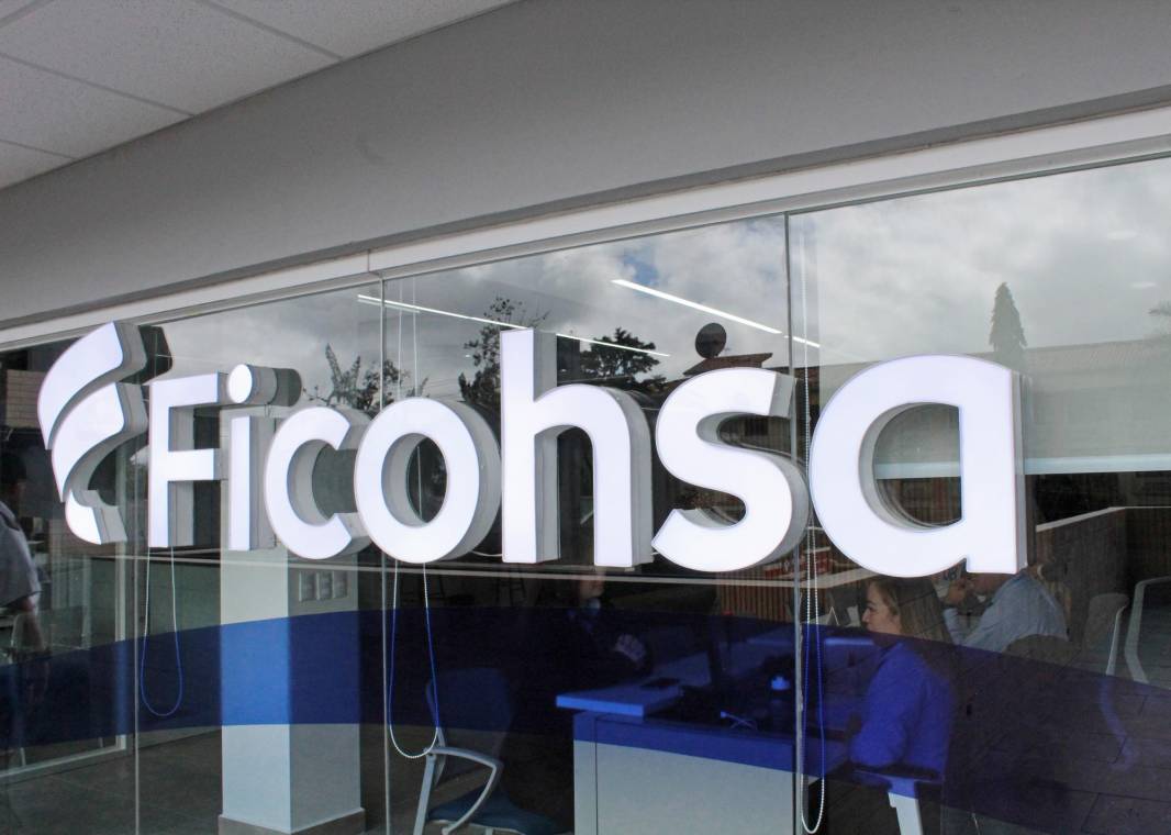 Apertura de nueva agencia Ficohsa en Plaza Portal de Viera
