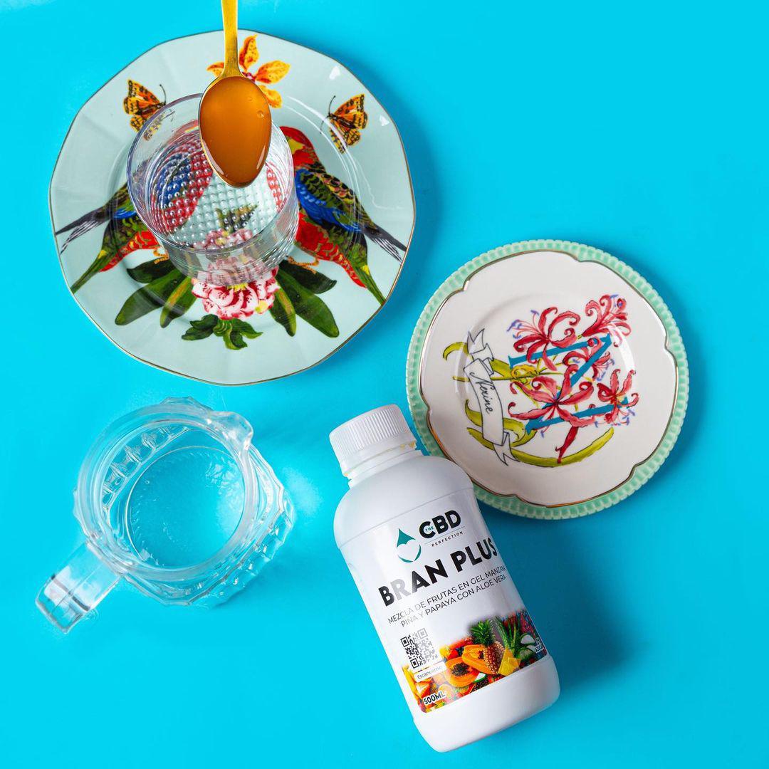 <b>The CBD Perfection.</b> La marca CBD Perfection fue fundada por la reconocida modelo Colombiana, Elizabeth Loaiza con intención de prometer bienestar físico y mental a todas las familias, con productos a base de CBD e ingredientes naturales y orgánicos fabricados por laboratorios en Colombia y Estados Unidos con buenas prácticas de manufactura para garantizar la más alta calidad. @thecbdperfectionhn